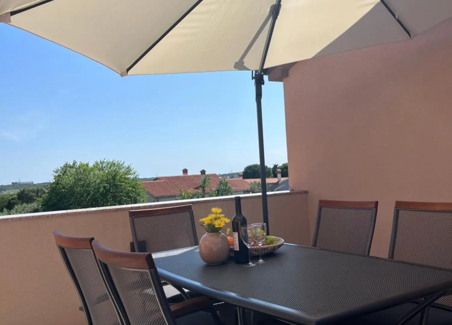Apartment Doraj بولا