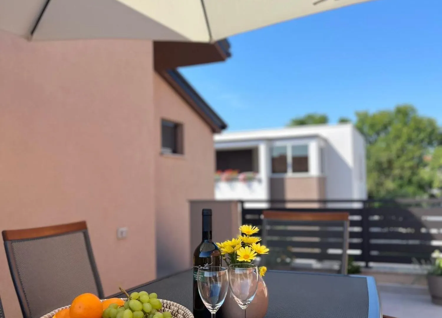 Apartment Doraj بولا